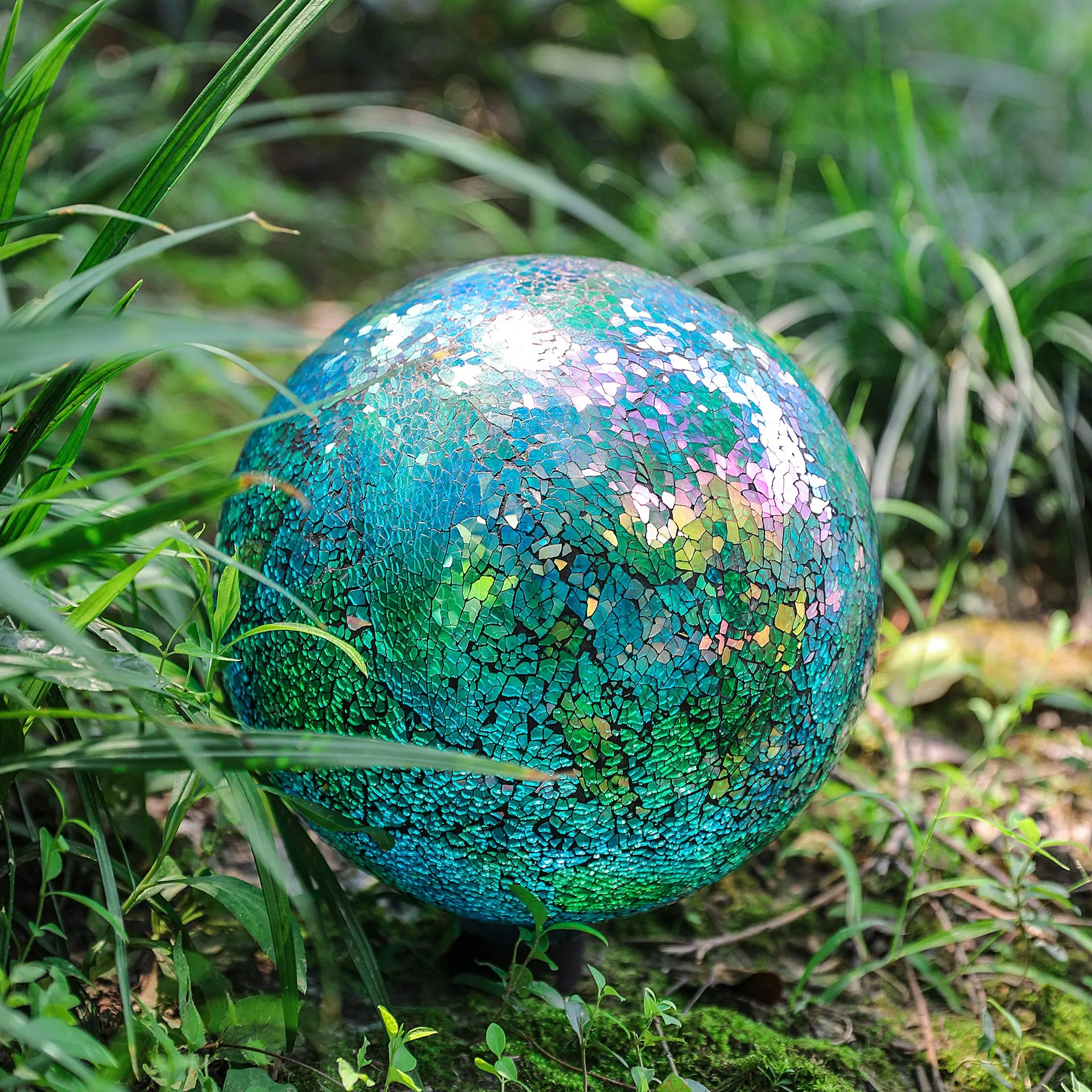 10 Inch Mosaic Colorful Gazing Ball,Iridescent Crackled Glass Mosaic Globe For Yard &