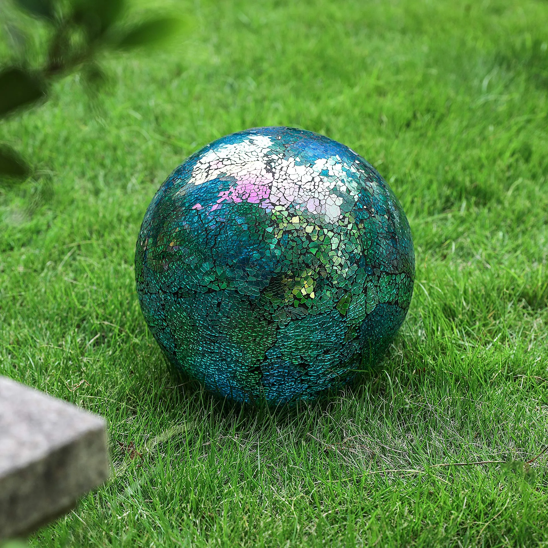 10 Inch Mosaic Colorful Gazing Ball,Iridescent Crackled Glass Mosaic Globe For Yard &