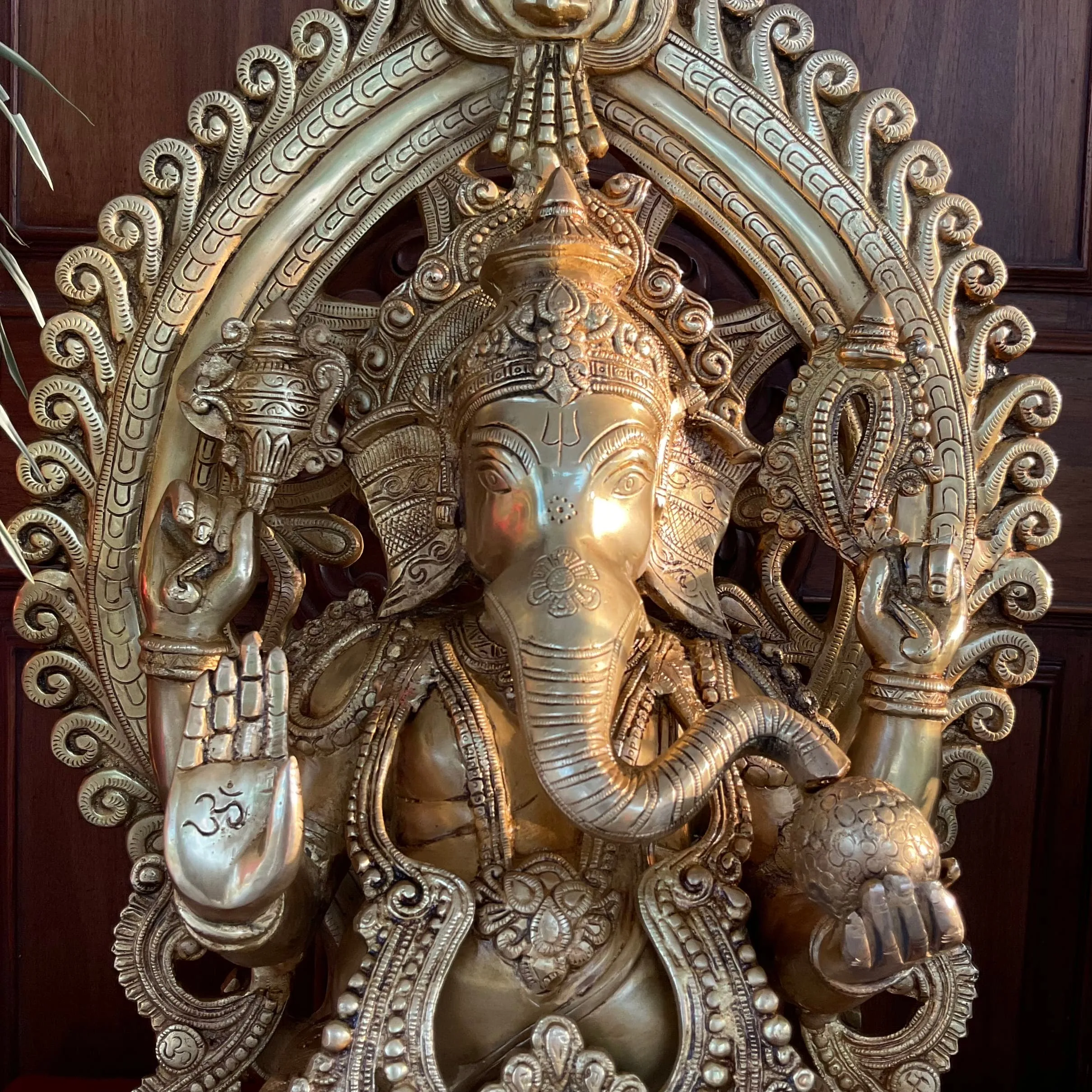 25 Inches Lord Ganesh Brass Idol With Prabhavali - Handcrafted Ganpati Decorative Statue for Home Decor