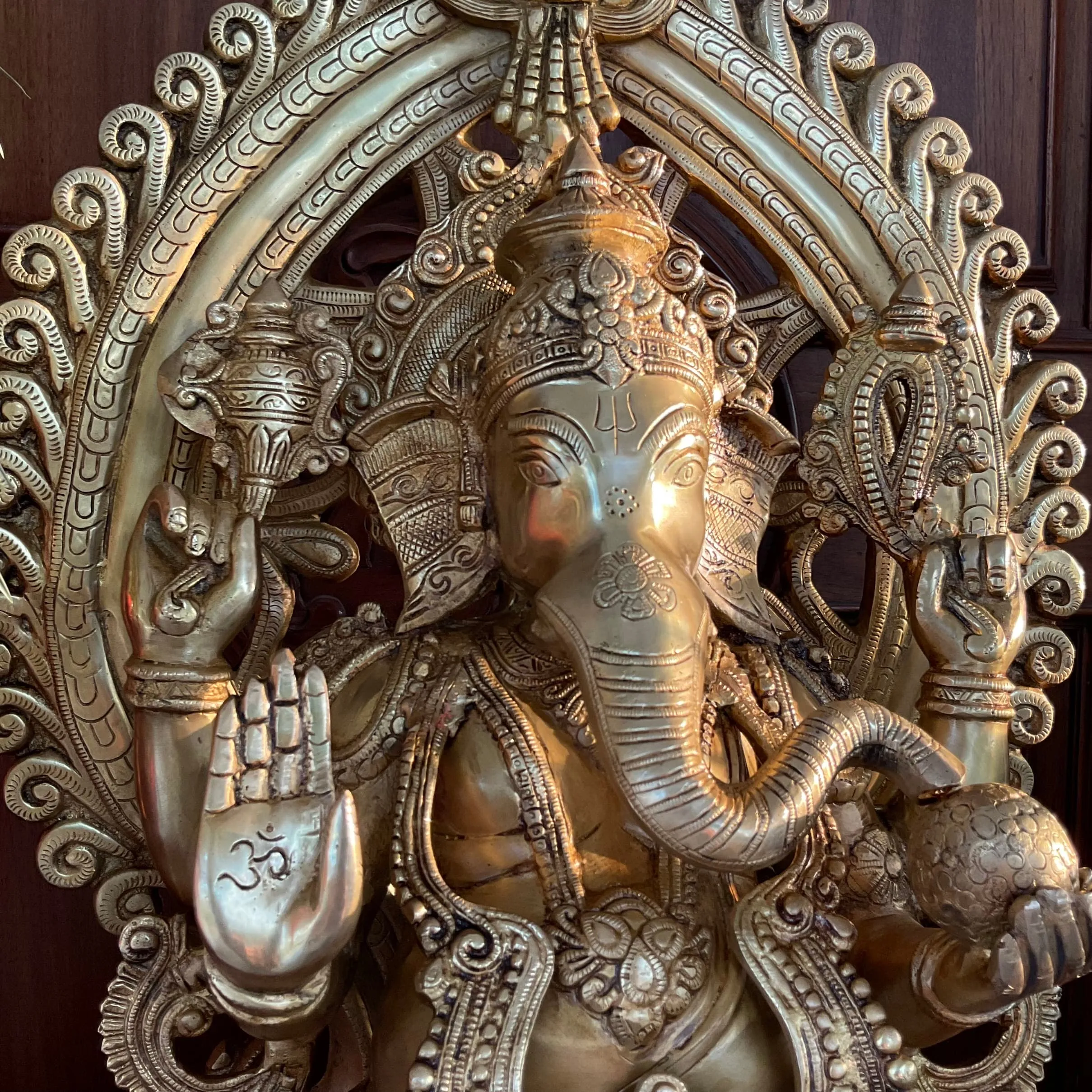 25 Inches Lord Ganesh Brass Idol With Prabhavali - Handcrafted Ganpati Decorative Statue for Home Decor