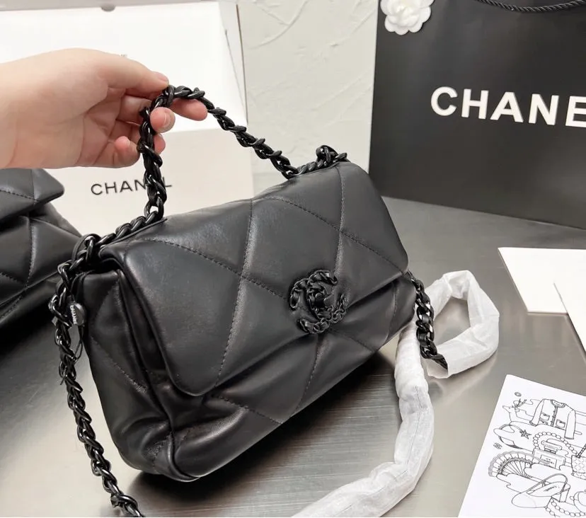 Black out Chanel new woman Handbag