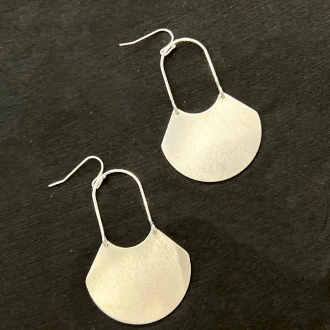 Classic Matte Curving Earrings