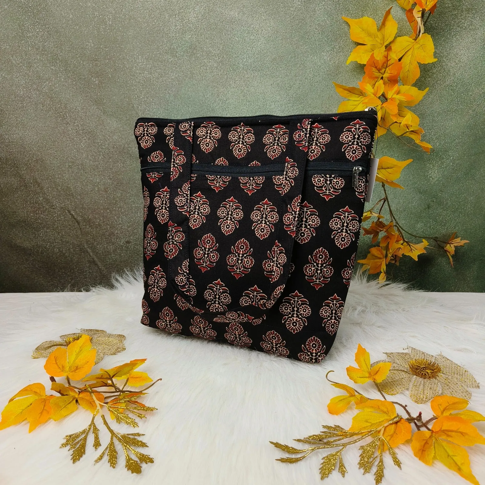 Medium Size Handbag Black with Sandal Flower Ditsy Prints