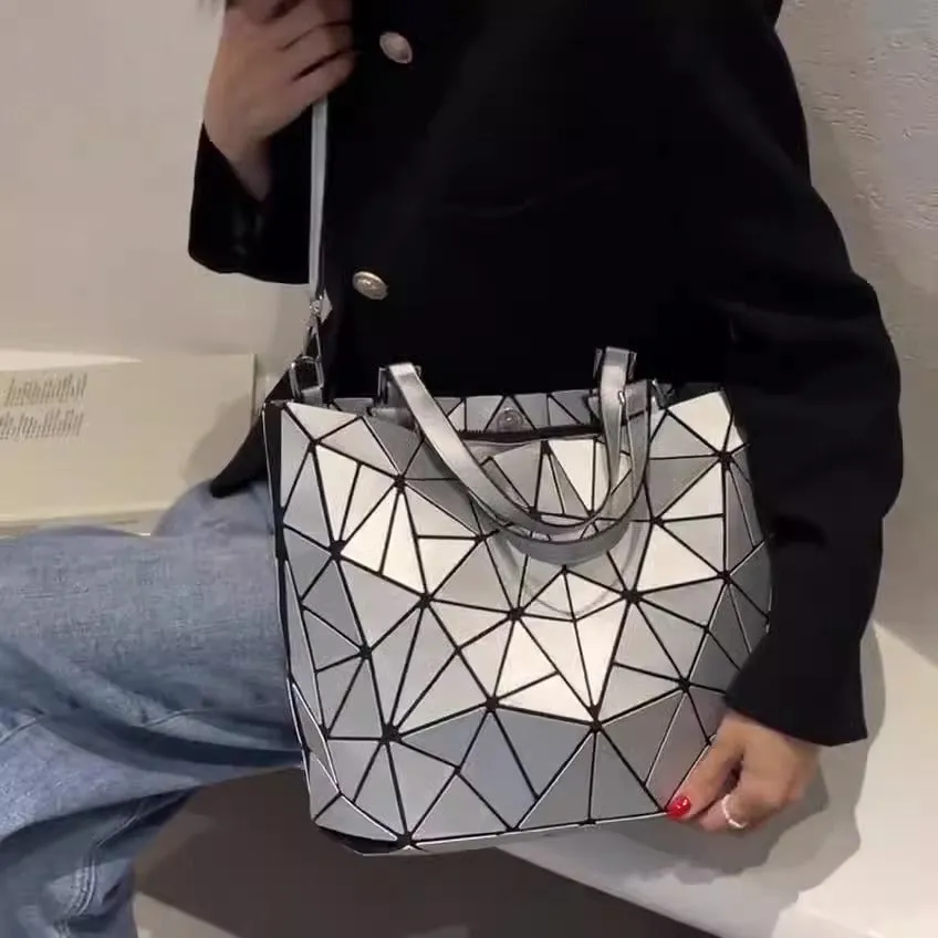 New internet celebrity fashion stitching geometric rhombus handbag texture large capacity shoulder tote bag